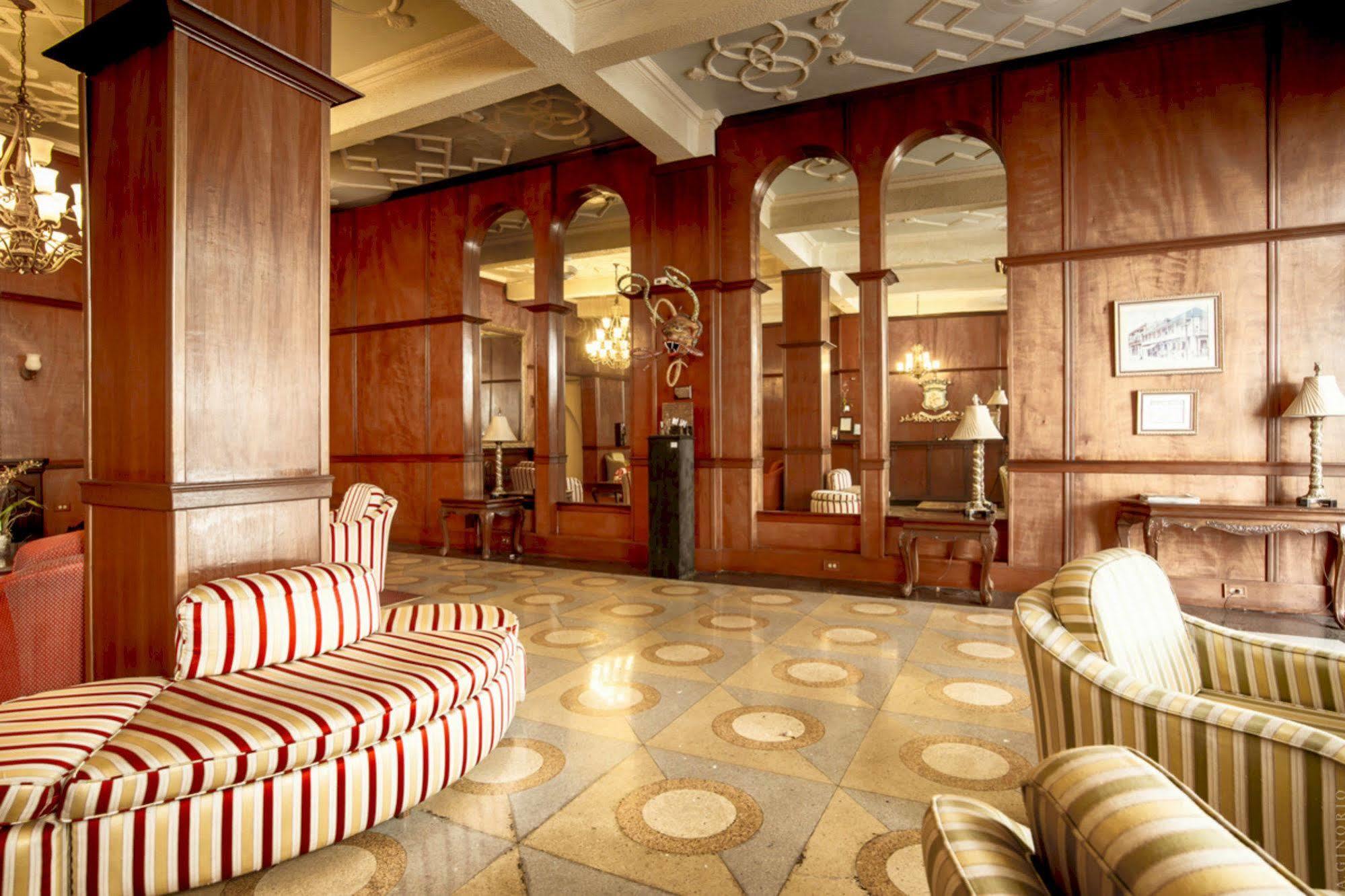Hotel Melia פונצ'ה מראה חיצוני תמונה